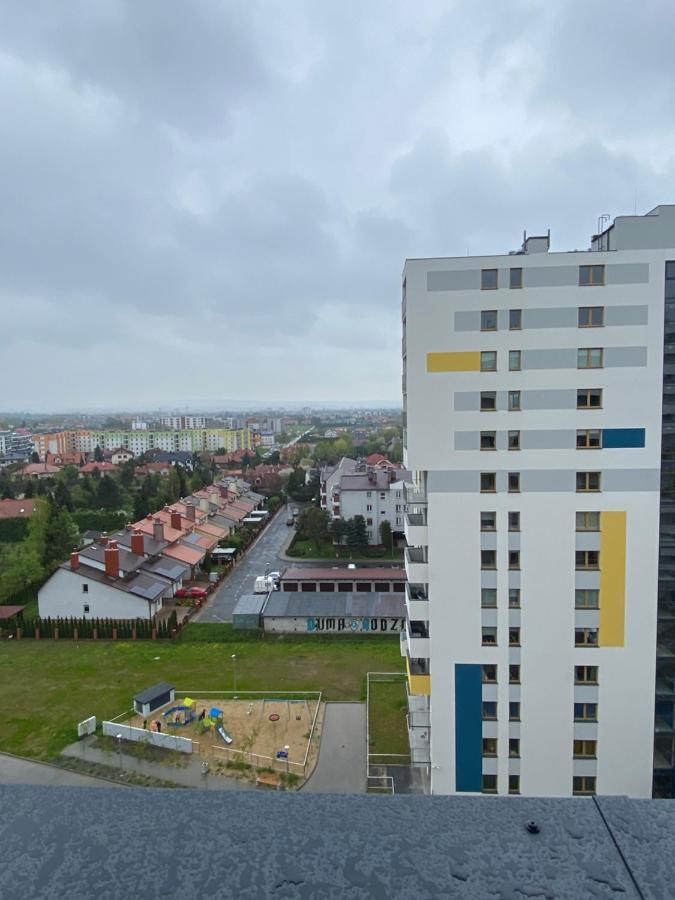 Apartamenty Magia Z Bezplatnym Parkingiem I Klimatyzacja 제수프 외부 사진